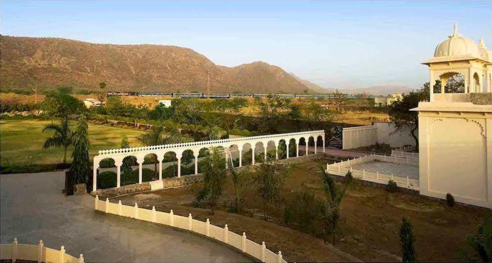 The Udaibagh Hotel Udaipur Exterior photo